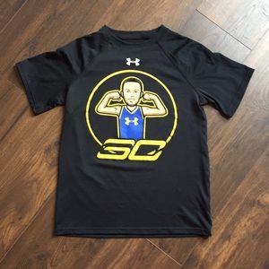 SC STEPH CURRY under Armour boys medium T-shirt